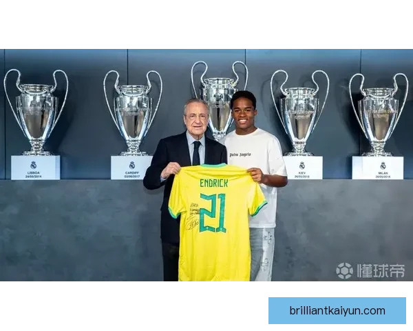 恩德里克持续提升，备受关注的未来之星展现足球潜力
